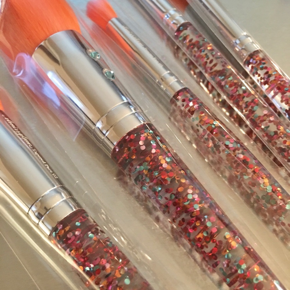 5 piece Sparkle Makeup Brush Set NEW - Picture 6 of 11
